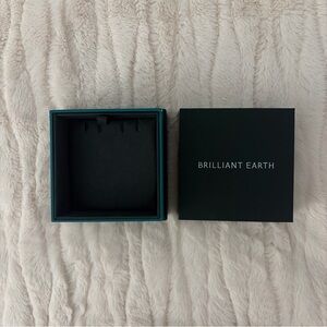 Brilliant Earth Dark Green 4x4" Jewelry Box Packaging For Earrings And Necklace